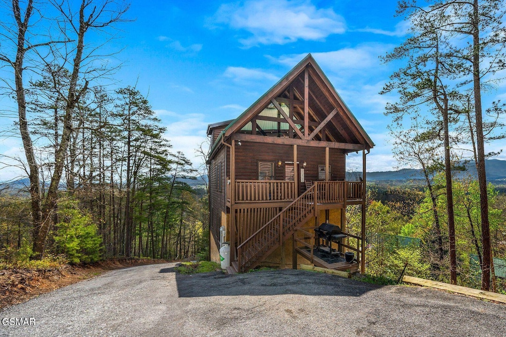 2251 Upper Middle Creek Rd unit 8, Sevierville, TN 37876 - photo 1