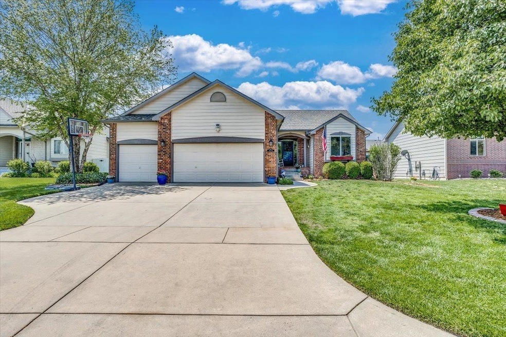 14209 E Twinlake Dr, Wichita, KS 67230 - photo 1