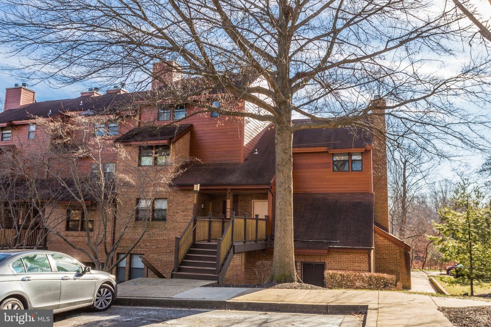 7543 Weather Worn Way unit E, Columbia, MD 21046 - photo 1