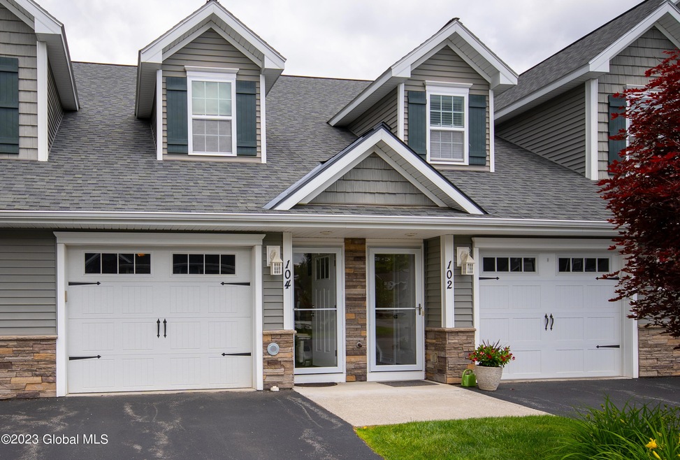 Sold $317,500 • Co-Listing Agent