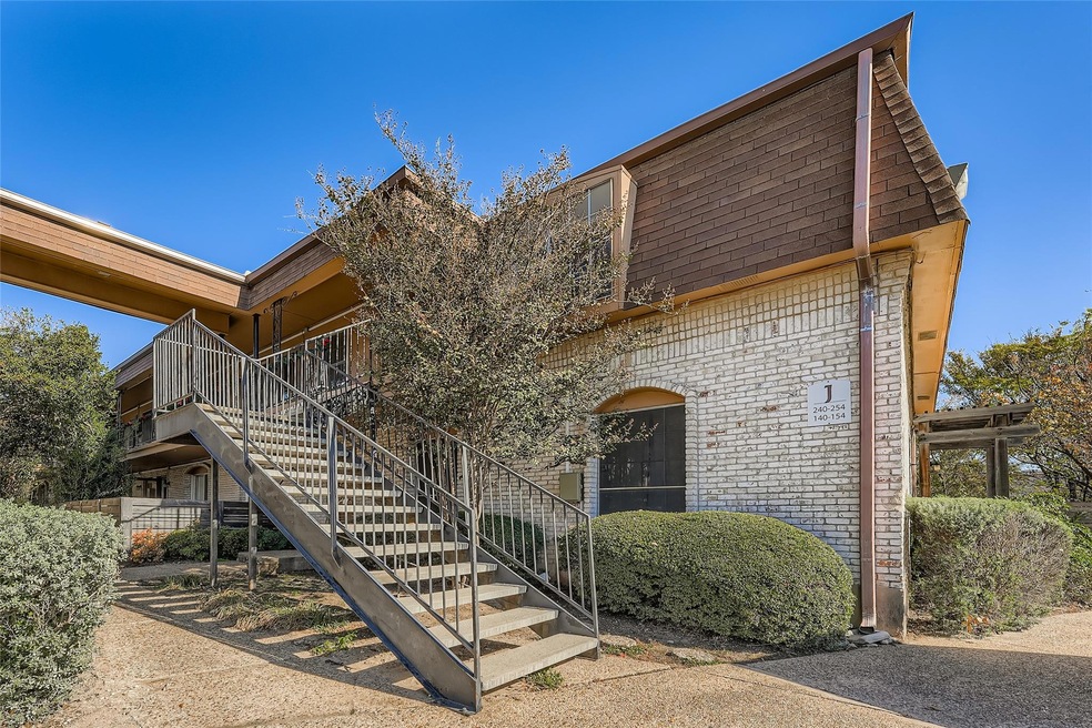 7801 Shoal Creek Blvd unit 241, Austin, TX 78757 - photo 1