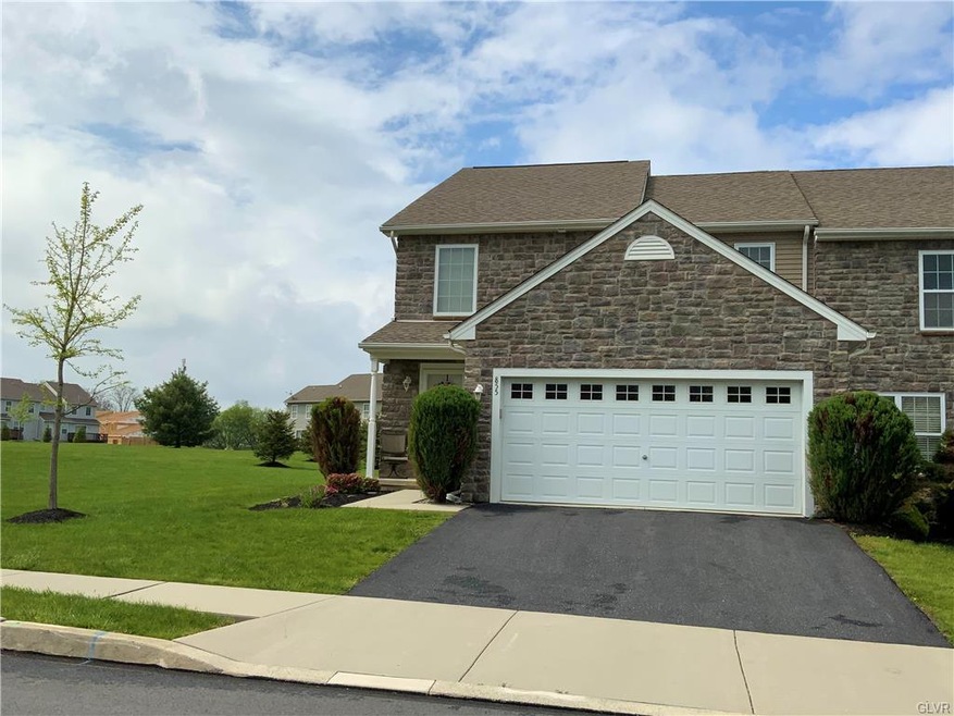 855 Fieldstone Trail, Easton, PA 18040 - photo 1