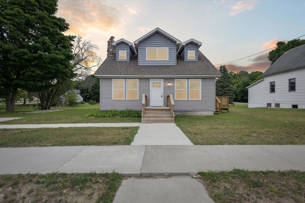 313 E Main St, Marion, MI 49665 - photo 1