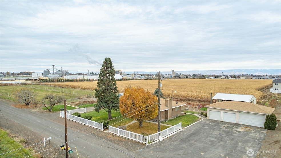 10586 P 2, Quincy, WA 98848 - photo 1