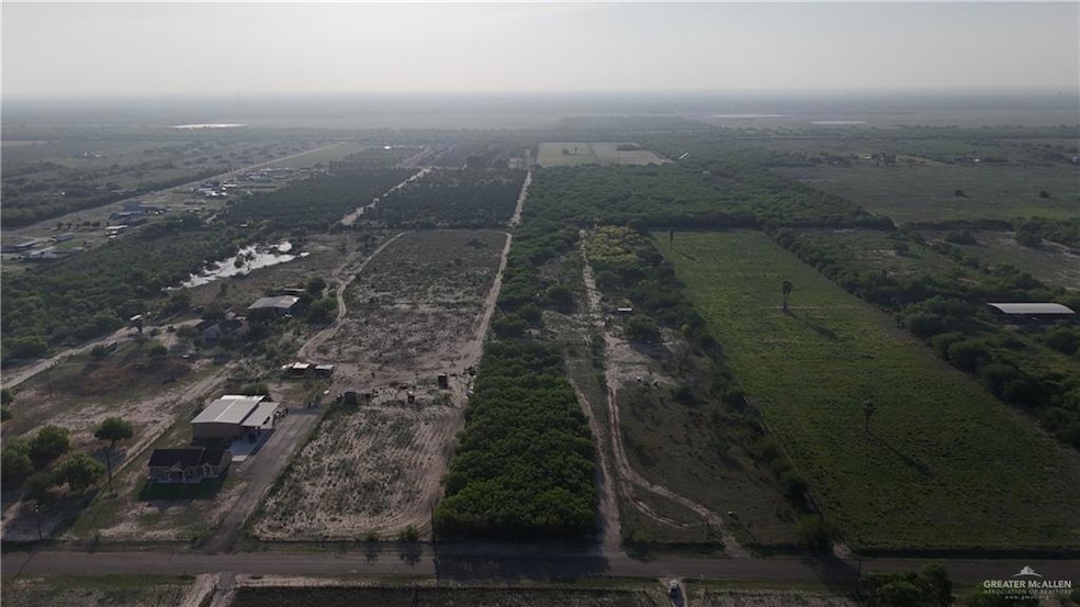 Drone / aerial view featuring a rural view