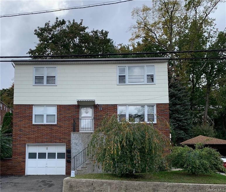 11 Putnam Ave unit 2nd Fl, Yonkers, NY 10705 - photo 1