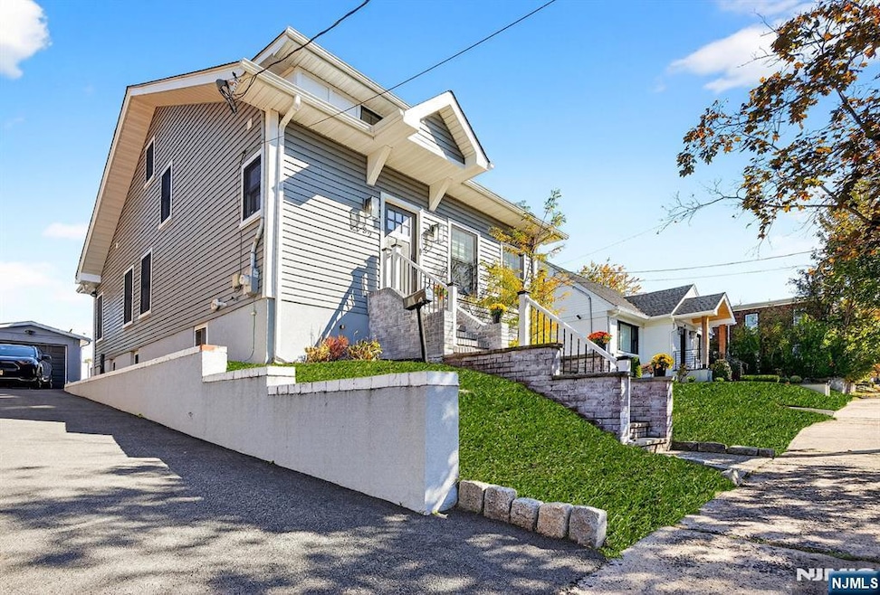 32 Wingra Ave, Rutherford, NJ 07070 - photo 1