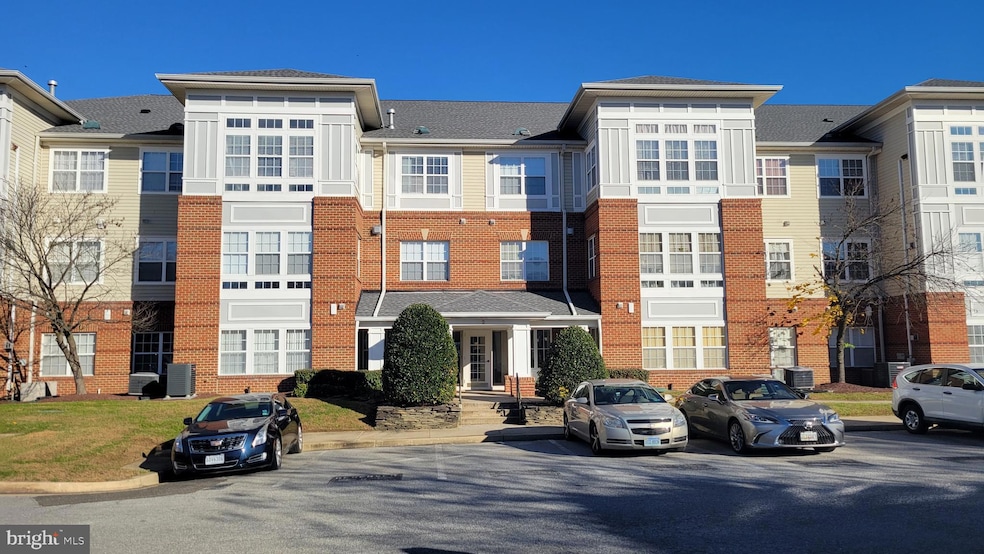 2 Cameron Grove Blvd unit 109, Upper Marlboro, MD 20774 - photo 1