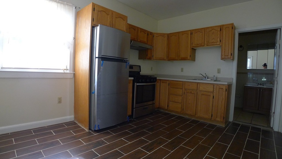 39 Brent St unit 1, Dorchester Center, MA 02124 - photo 1