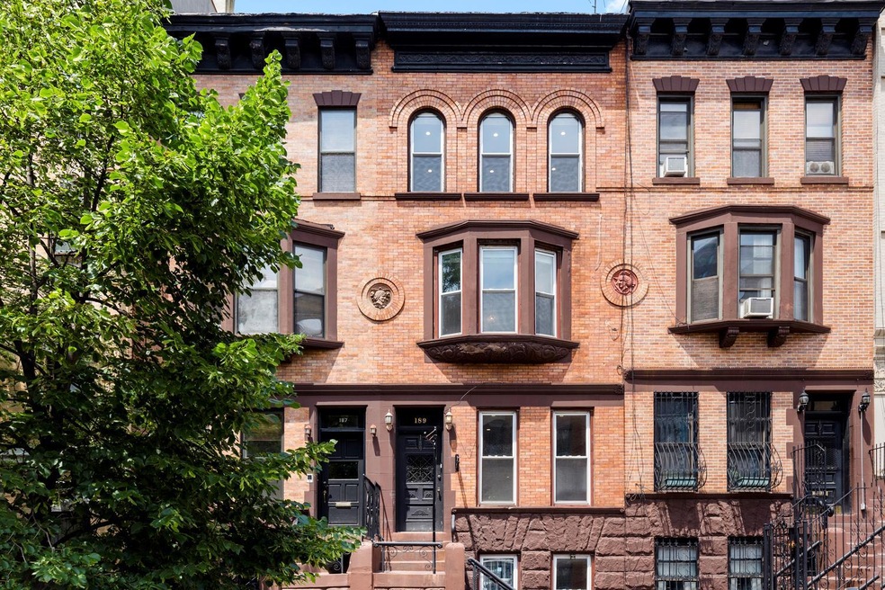 189 Edgecombe Ave unit 2, New York, NY 10030 - photo 1