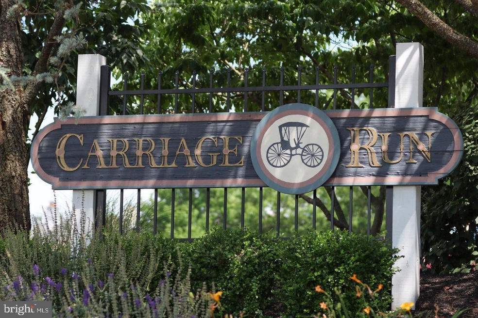 3918 Gatehouse Ln, Skippack, PA 19474 - photo 1