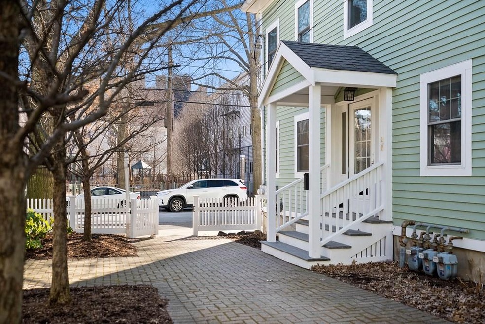 271 Hurley St unit 1, Cambridge, MA 02141 - photo 1