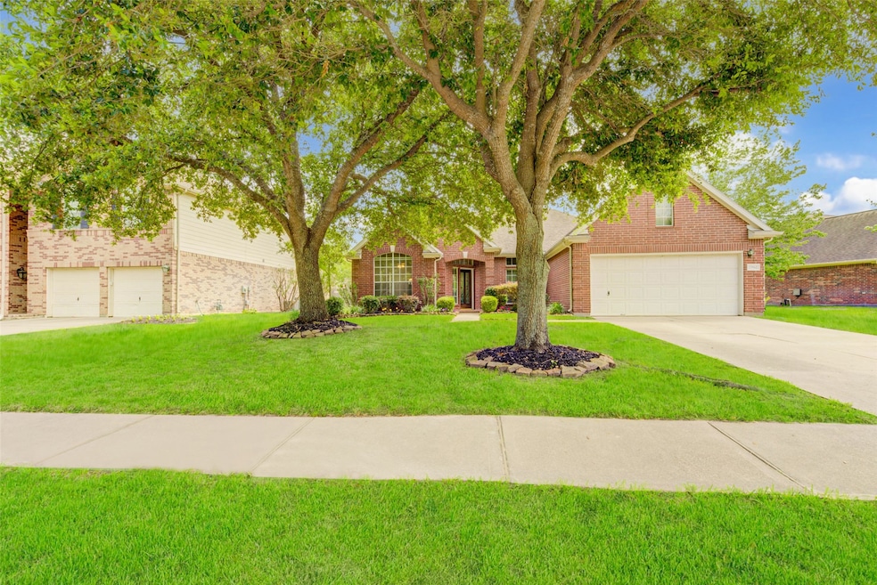 23962 Dorrington Estates Ln, Conroe, TX 77385 - photo 1