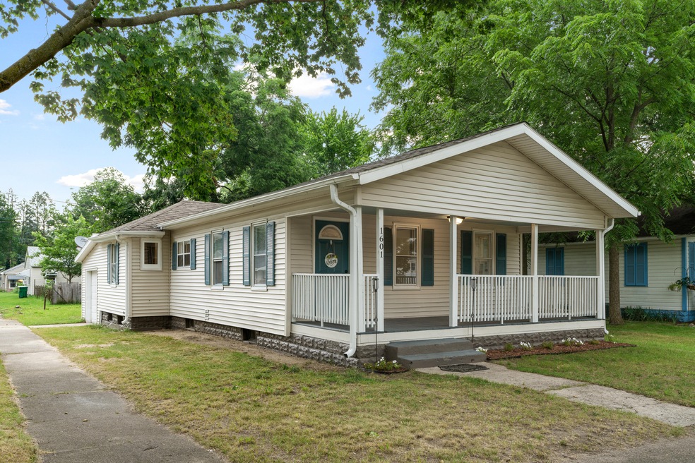 1601 Cherry St, Niles, MI 49120 - photo 1