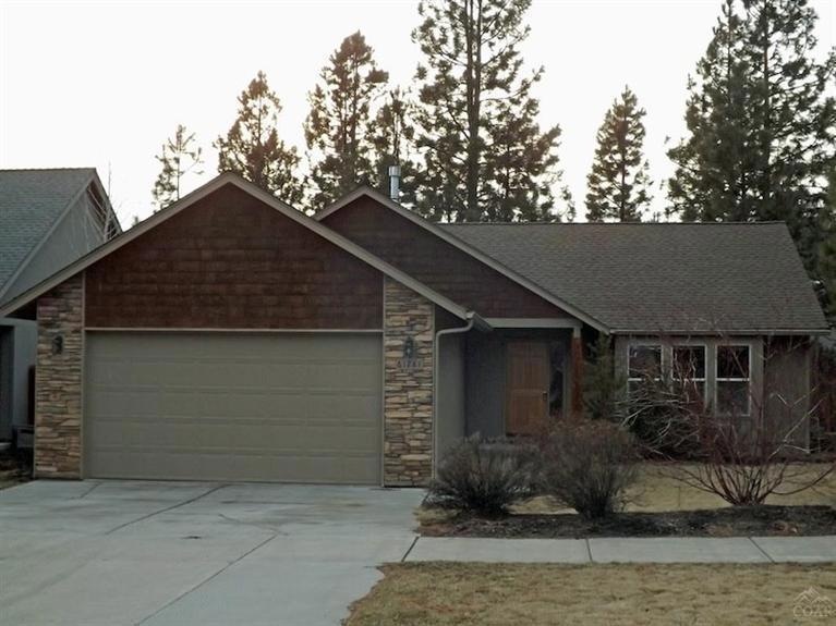 61281 Columbine Ln, Bend, OR 97702 - photo 1