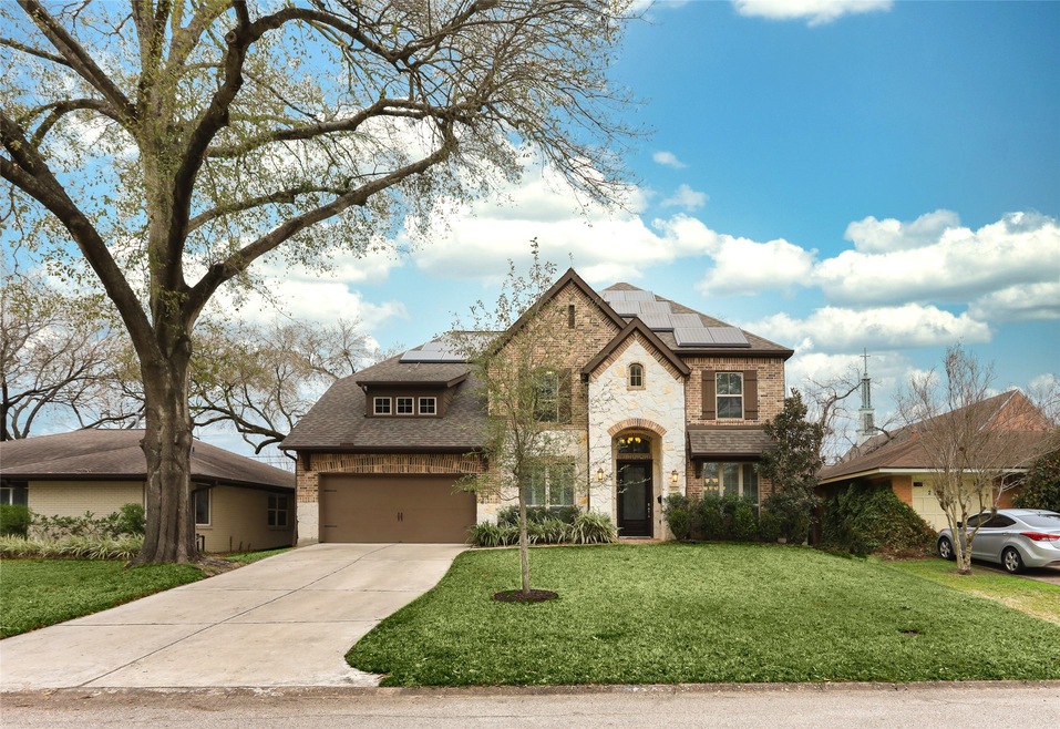 2034 Nina Lee Ln, Houston, TX 77018 - photo 1