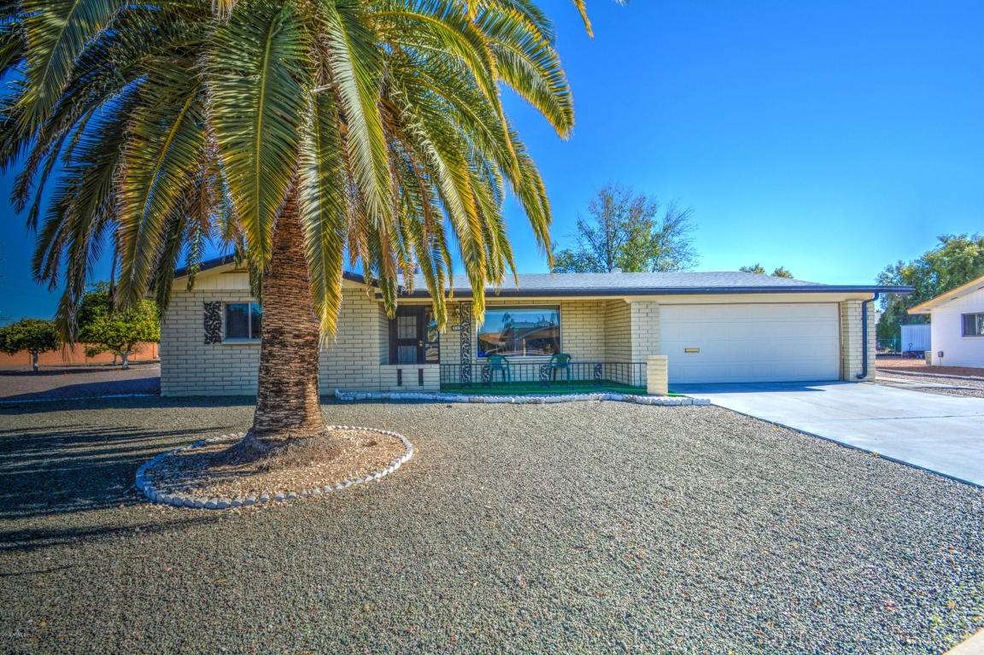 927 S 61st Way