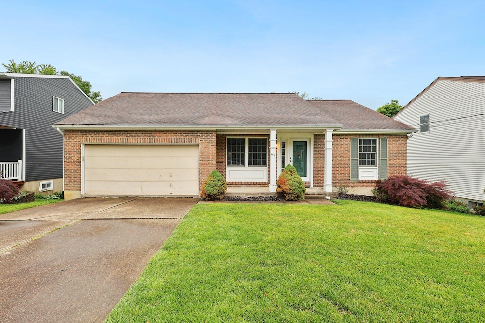 1-web-or-mls-Surrey Ct-2805-001