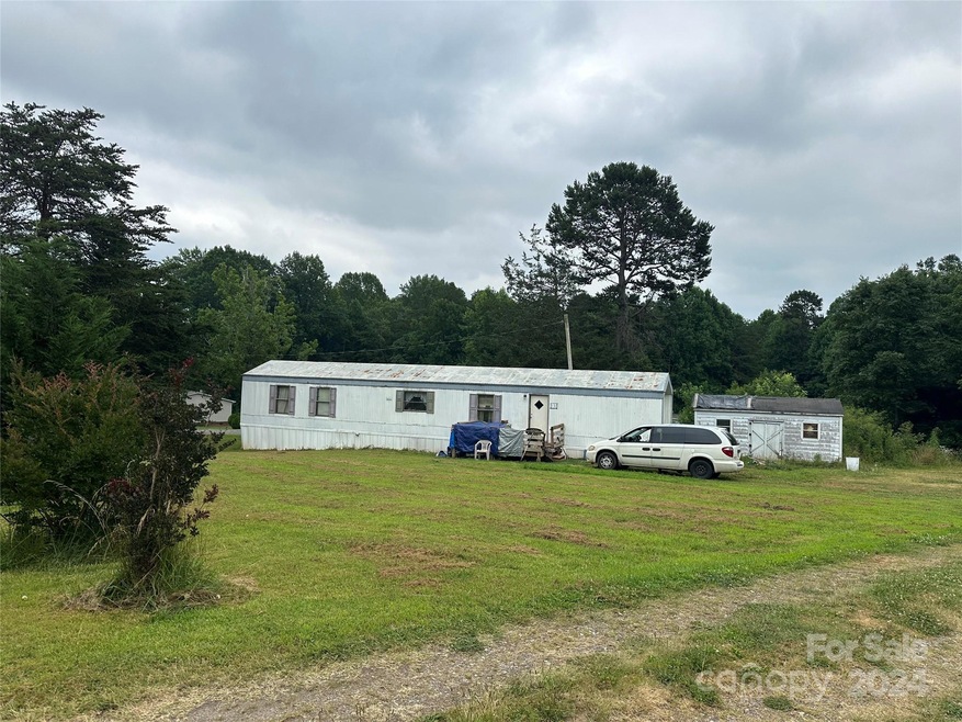 130 Vinson Rd, Statesville, NC 28677 - photo 1