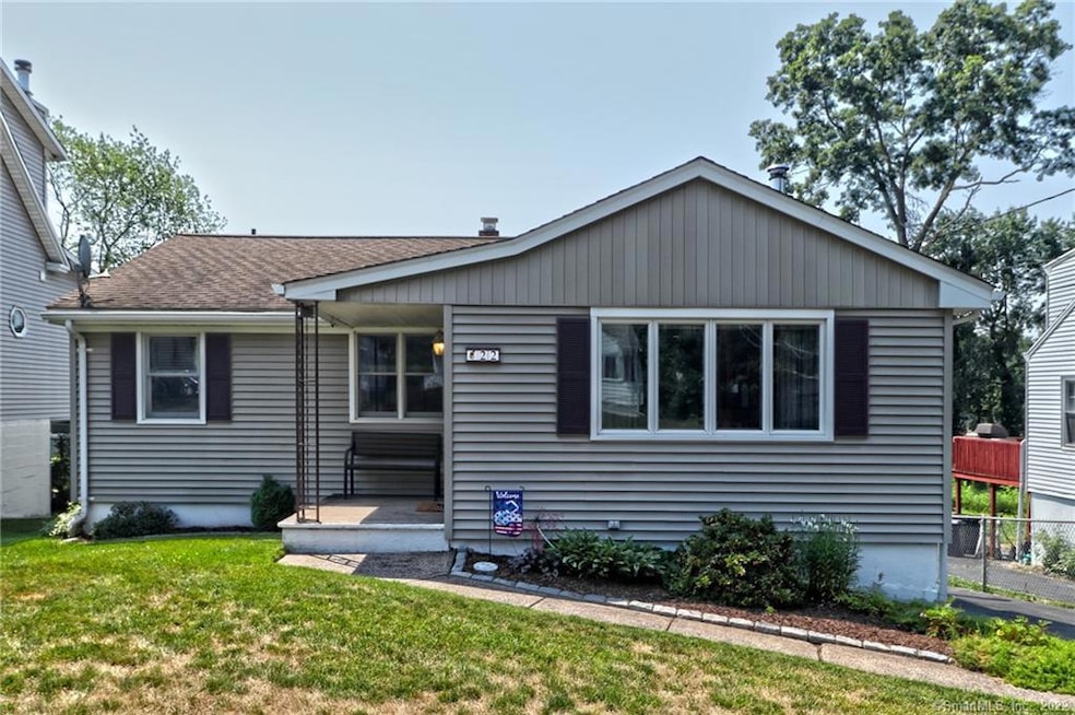 22 Lawncrest Rd, West Haven, CT 06516 - photo 1