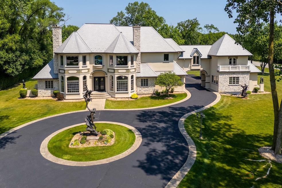 1130 Gavin Ct, Lake Forest, IL 60045 - photo 1