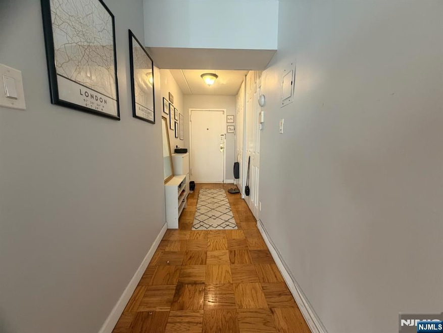 25 Jefferson St unit 3E, Hackensack, NJ 07601 - photo 1
