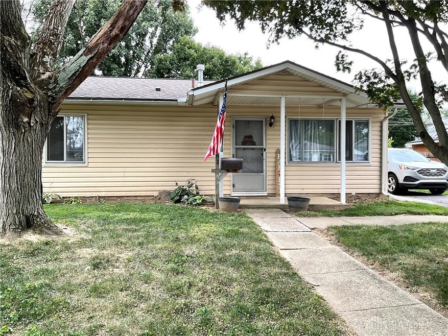 987 Stewart Ave, Xenia, OH 45385 - photo 1