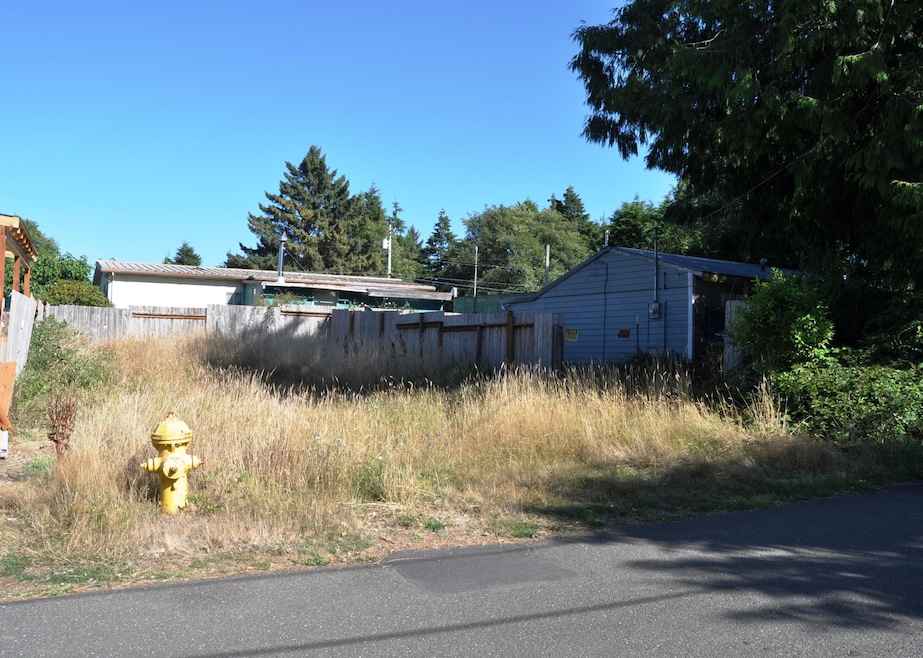 TL 17501 SE Quay St, Lincoln City, OR 97367 - photo 1