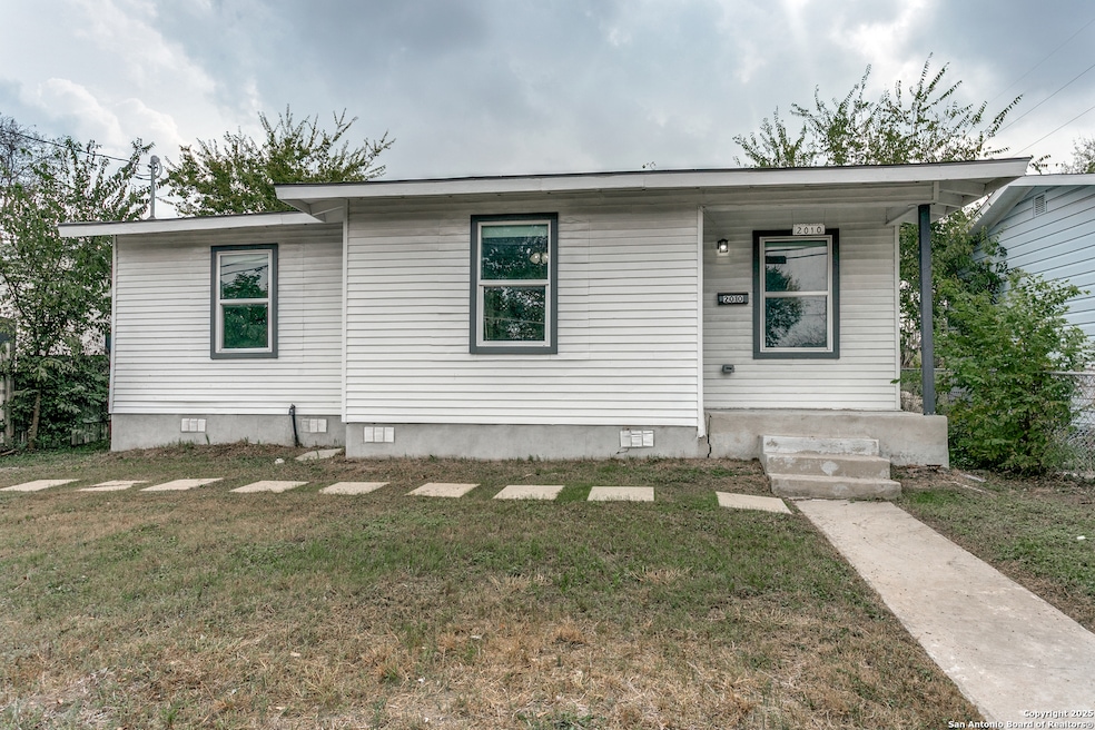 2010 Lamar, San Antonio, TX 78202 - photo 1