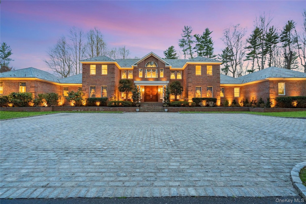 2 Factory Pond Rd, Locust Valley, NY 11560 - photo 1