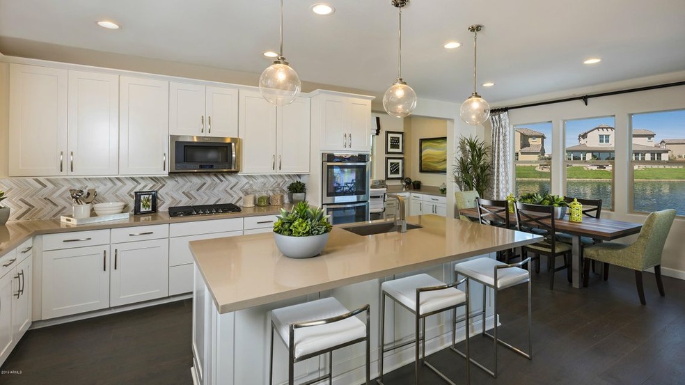 4015 Kitchen