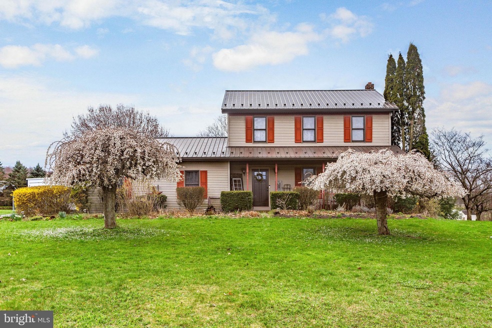 100 Hemlock St, New Columbia, PA 17856 - photo 1