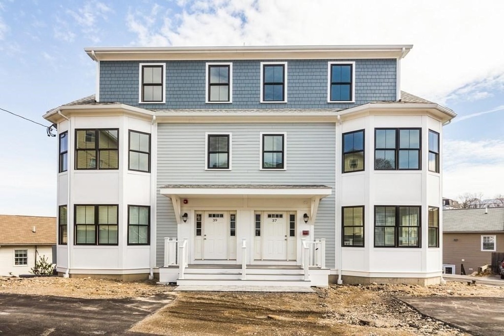 37R Juniper St unit R, Boston, MA 02119 - photo 1