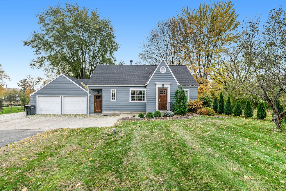 1644 76th St SW, Byron Center, MI 49315 - photo 1