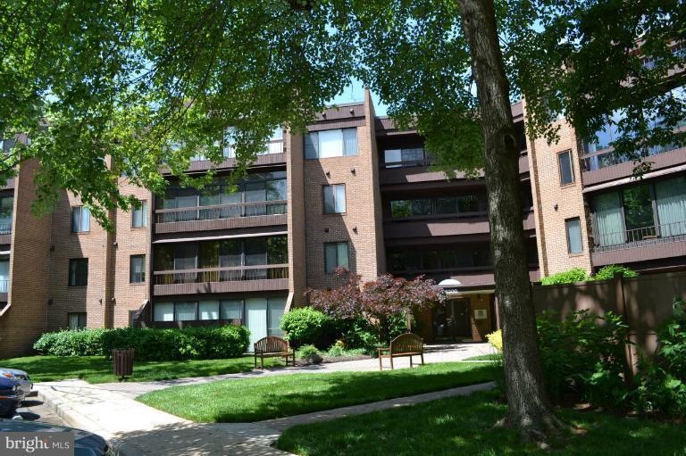 Heather Ridge unit 408, Baltimore, MD 21209 - photo 1