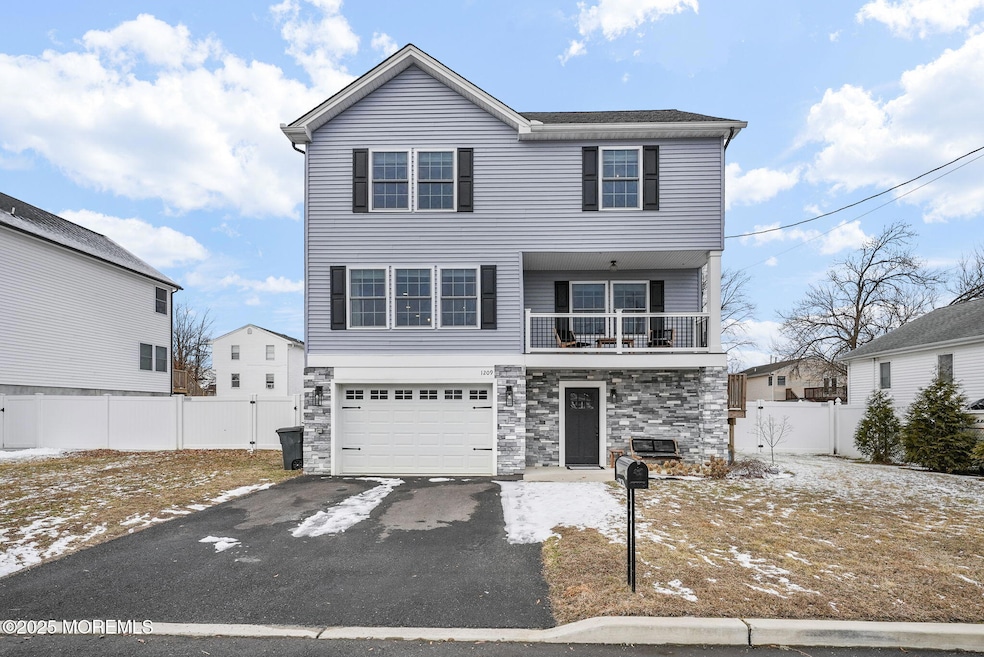 1-web-or-mls-DSC09755