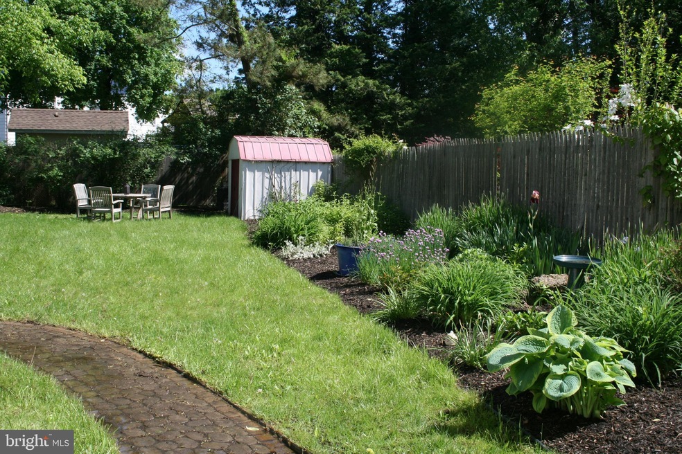 42 Smithfield Ave, Lawrence Township, NJ 08648 - photo 1