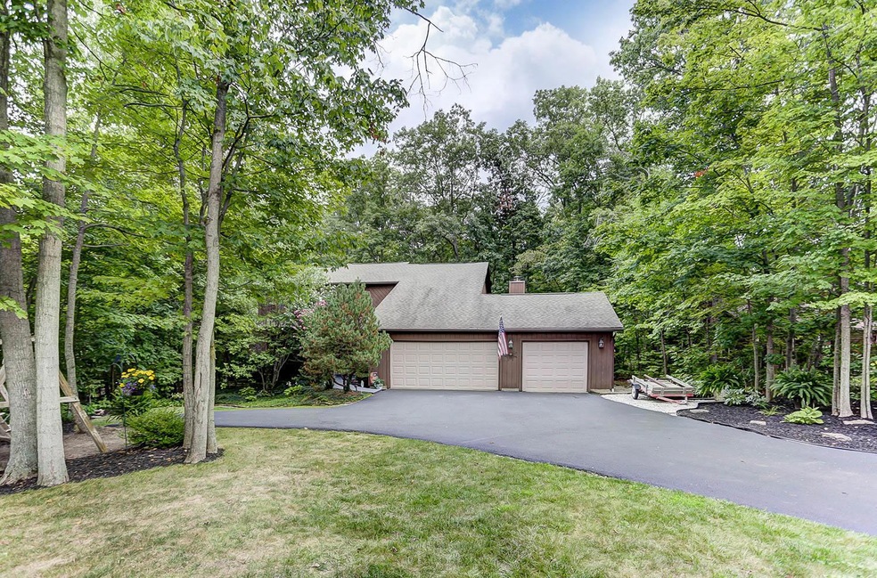 9754 Monteray Dr, Plain City, OH 43064 - photo 1