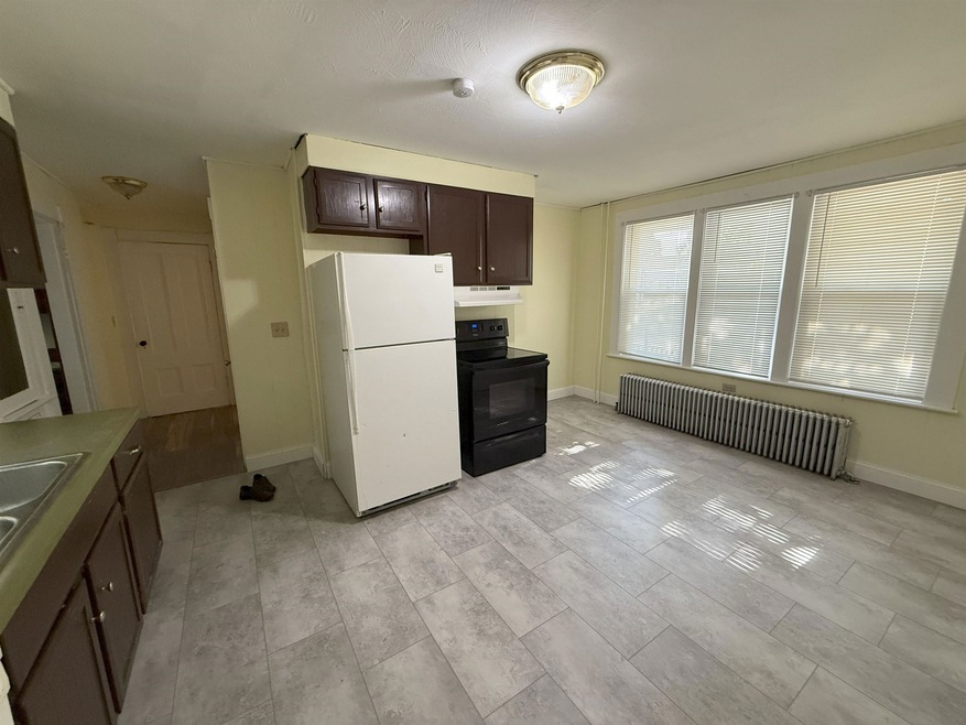 38 Summer St unit A, Nashua, NH 03064 - photo 1