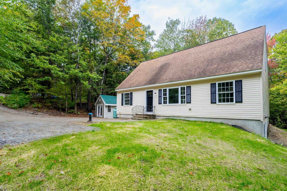 16 Quaker Rd, New Durham, NH 03855 - photo 1