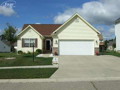 825 Star Dr unit 51, Davison, MI 48423 - photo 1