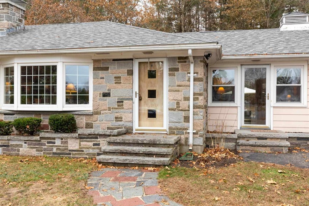 132 General John Sullivan Way, Rollinsford, NH 03869 - photo 1