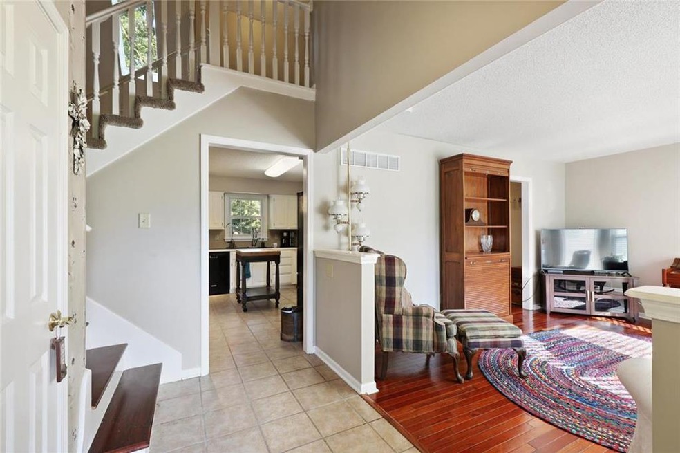 8644 Dice Ln, Lenexa, KS 66215 - photo 1