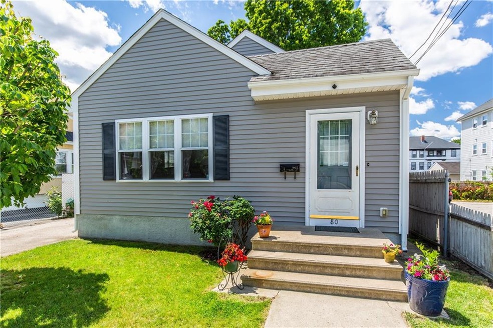 80 Auburn St, Pawtucket, RI 02860 - photo 1