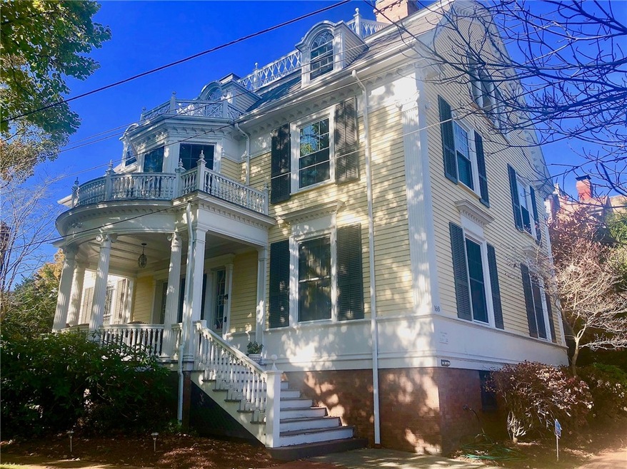 168 Governor St unit 3, Providence, RI 02906 - photo 1