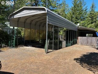 257 Outer Dr, Florence, OR 97439 - photo 1