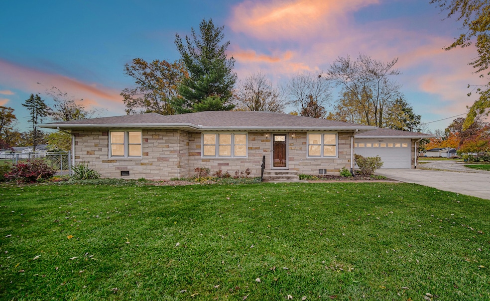 For Sale $280,000 • Co-Listing Agent