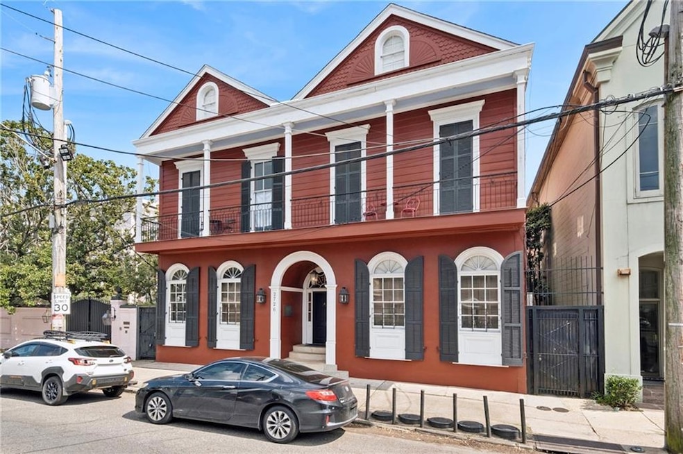 2726 Prytania St unit 8, New Orleans, LA 70130 - photo 1