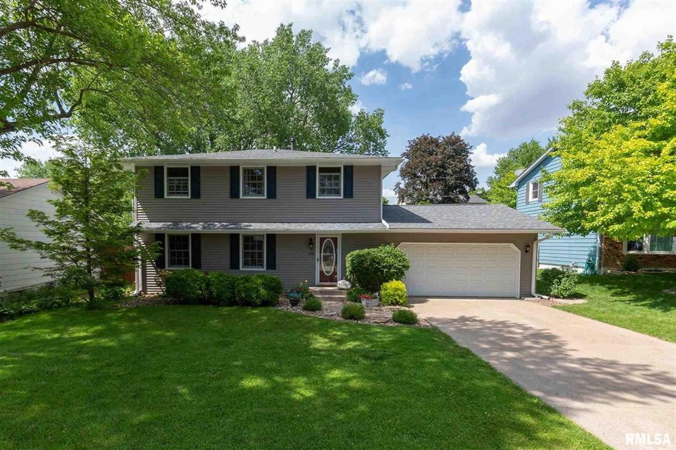 2658 W 34th St, Davenport, IA 52806 - photo 1