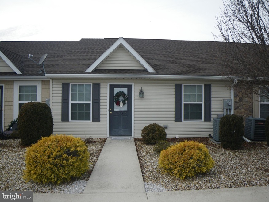 2783 Roosevelt Dr, Chambersburg, PA 17201 - photo 1